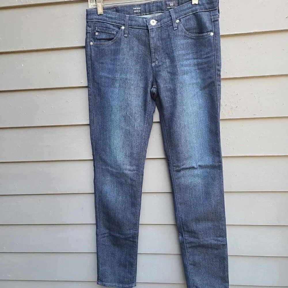 AG Adriano Goldschmied The Stilt Cigarette Jeans 28R
